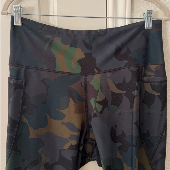 Old Navy Leggings - Picture 2 of 5